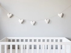 Girlanda serduszka biała PIAPIMO