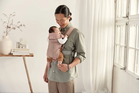 BABYBJORN MINI 3D Mesh – nosidełko, Zgaszony Róż