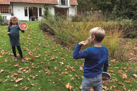 Scratch, Gra zręcznościowa Paletki rzucaj i łap - Stworki