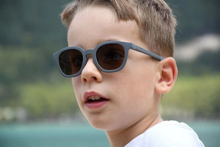 Beaba Okulary przeciwsłoneczne dla dzieci 4-6 lat Sunny - Mineral grey