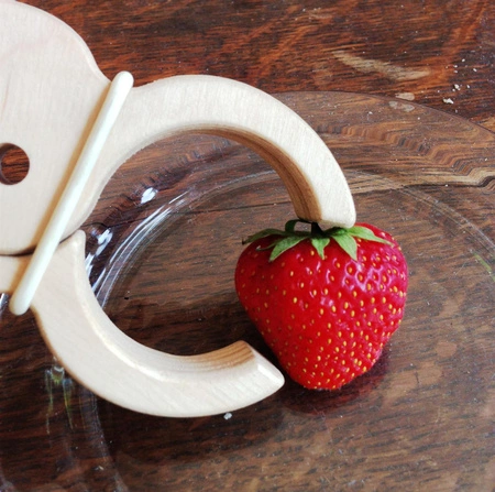 Zestaw 4 drewnianych klipsów Trigonos