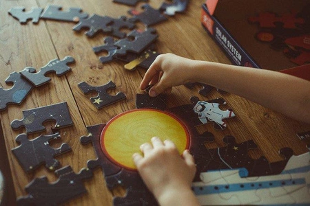 Mudpuppy Puzzle Układ Słoneczny z elementami w kształcie planet 5+