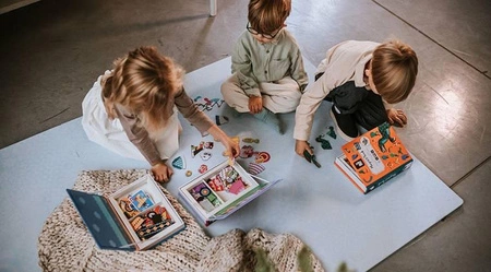 Magnetyczna układanka Kostiumy Dziewczynka Magnetibook, Janod