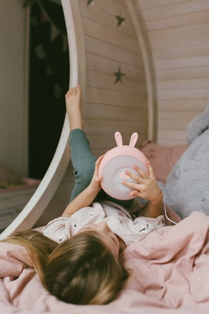 Królik Lampka Budząca Światłem Różowa Rabbit&Friends