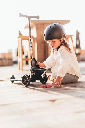 SCOOTANDRIDE Highwaykick 2 Lifestyle Hulajnoga trójkołowa balansowa z zamykanym schowkiem 2+ Zebra