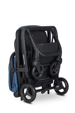 Easywalker Miley² Kompaktowy wózek spacerowy z torbą transportową Galaxy Blue