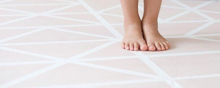 TODDLEKIND Mata do zabawy piankowa podłogowa Prettier Playmat Nordic Vintage Nude Pink