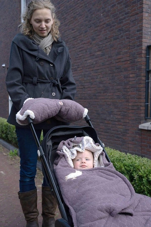 Lodger Polarowa mufka do wózka wrzosowa Fleece Mauve