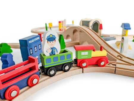 Drewniana kolejka pociąg na baterie 69el Ecotoys