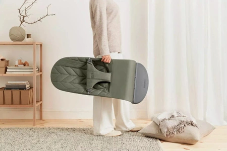 BABYBJORN - leżaczek BLISS Woven, Petal Quilt, Ciemny Zielony