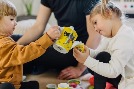 Porcelanowy zestaw do herbatki dla dzieci Pippi