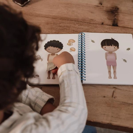 Little Dutch Zeszyt z naklejkami ubieranka Forest Friends