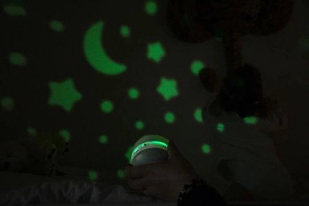 Beaba Projektor gwiazd z pozytywką i czujnikiem płaczu Pixie Sage green