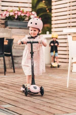 SCOOTANDRIDE Highwaykick 3 LED Hulajnoga składana ze świecącymi kółkami 3+ Rose