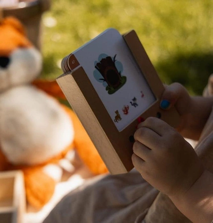 WiemTo Pudełko i 6 Zestawów Kart. Zestaw dla dzieci 4+