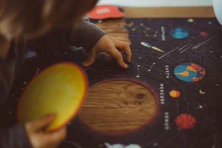 Mudpuppy Puzzle Układ Słoneczny z elementami w kształcie planet 5+