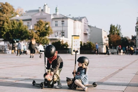 SCOOTANDRIDE Highwaykick 2 Lifestyle Hulajnoga trójkołowa balansowa z zamykanym schowkiem 2+ Zebra