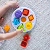 Sorter Kształtów Kolorów Plugzy Fat Brain Toy 10m+