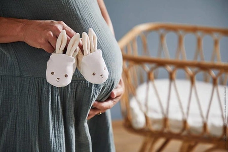 Kaloo Zestaw prezentowy 3 w 1 Królik (komforter + gryzak + buciki) kremowy kolekcja Lapinoo