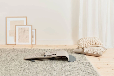 BABYBJORN - leżaczek BLISS - Piaskowy szary