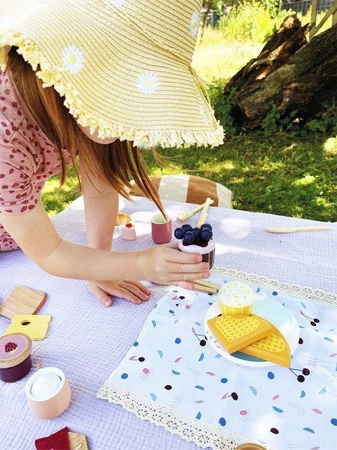 Zestaw do serwowania kawy i herbaty dla dzieci Tasty Small Foot 12293-SF