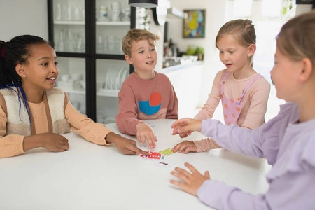 BS Toys, gra karciana Nii No Fleh