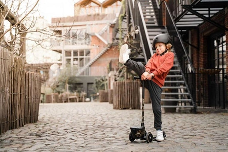 SCOOTANDRIDE Highwaykick 2 Lifestyle Hulajnoga trójkołowa balansowa z zamykanym schowkiem 2+ Black & Gold EDYCJA LIMITOWANA