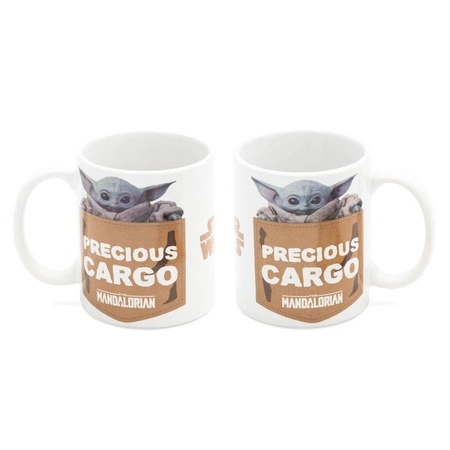 Zestaw prezentowy STAR WARS :THE MANDALORIAN (THE CHILD) :kubek, podkładka, brelok