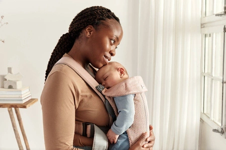 BABYBJORN MINI 3D Mesh – nosidełko, Zgaszony Róż