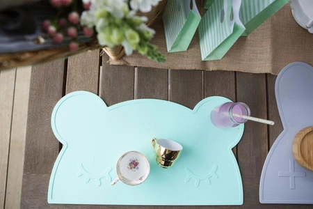 Silikonowa podkładka Miś We Might Be Tiny - Minty Green