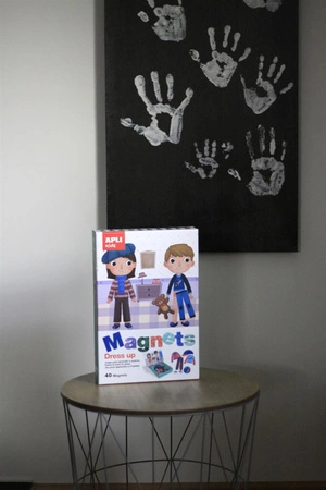 Magnetyczna układanka Apli Kids - Ubieranki