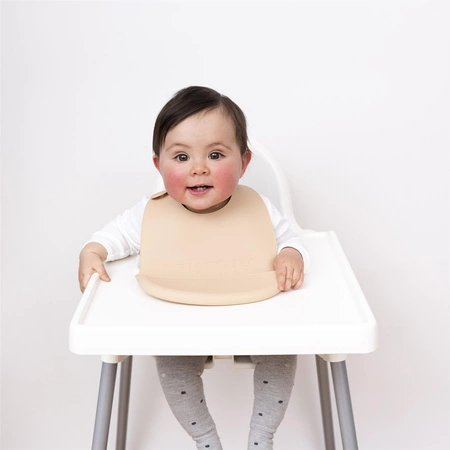 Zestaw śliniaków silikonowych z kieszonką We Might Be Tiny - Rust + Beige