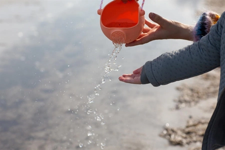 Silikonowe Wiaderko Konewka Scrunch - Pudrowy Róż