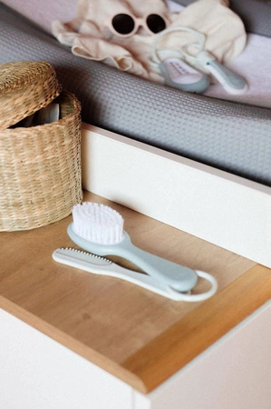 Beaba Akcesoria do pielęgnacji: termometr do kąpieli, cążki do paznokci, szczoteczka i grzebień Green Blue