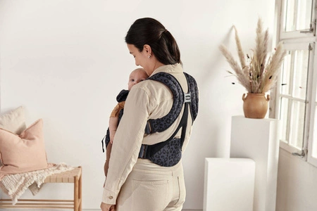 BABYBJORN MOVE 3D Mesh - nosidełko, Antracyt/Leopard