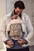 BABYBJORN MINI Cotton – nosidełko, Beż/Leopard