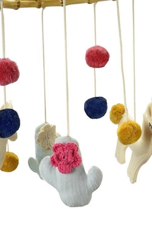 Karuzela na drewnianej obręczy, Lama, Kikadu