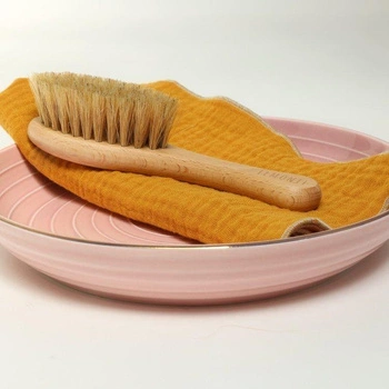 Szczotka na ciemieniuchę z muślinową myjką