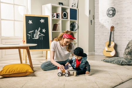 Interaktywna zabawka - Pies Charlie - Tiny Rockers od Tiny Love