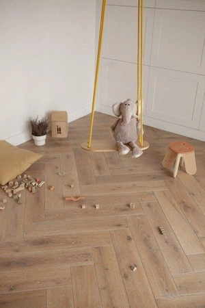 Huśtawka, piaskowy sznurek, Babai