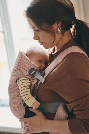 BABYBJORN MINI 3D Mesh – nosidełko, Zgaszony Róż