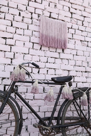 Lorena Canals Girlanda Pom Pom Tie-Dye Wood Rose