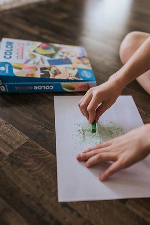 USZKODZONE OPAKWOANIE Janod Multizestaw kreatywny Kolory I love creativity 8+