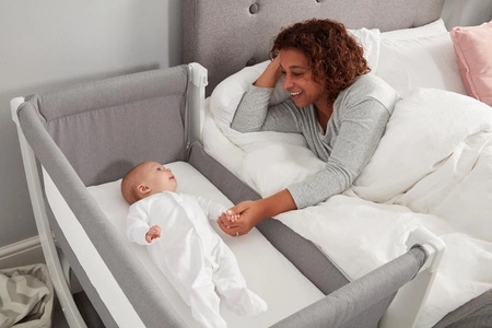 Shnuggle Łóżeczko Dostawne dla Niemowlaka Air Bedside Crib Dove
