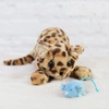 Maskotka pluszowy kotek Leopard Loki z myszką 160140-Manhattan Toy, przytulanki