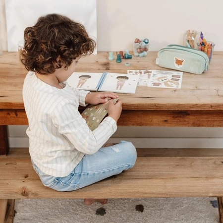 Little Dutch Zeszyt z naklejkami ubieranka Forest Friends