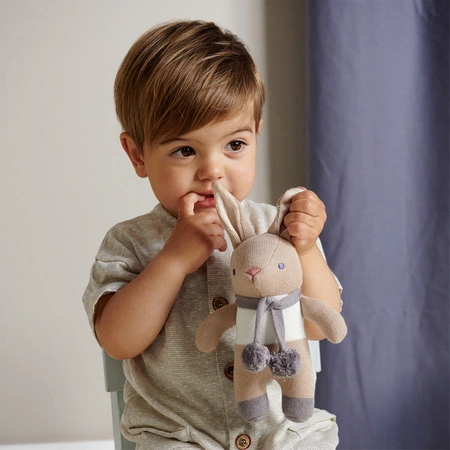 Grzechotka z bawełny organicznej GOTS, Taupe Bunny, ThreadBear Design