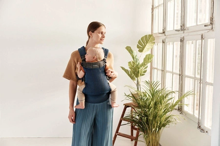 BABYBJORN - nosidełko Harmony 3D Mesh, Granatowy + śliniaczek do nosidełka Harmony