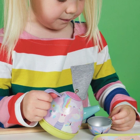 Kraina Fantazji zestaw do herbaty w walizce 15 elementów