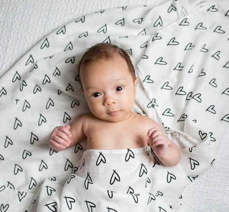 Lulujo Modern Kocyk Bambusowy Serca